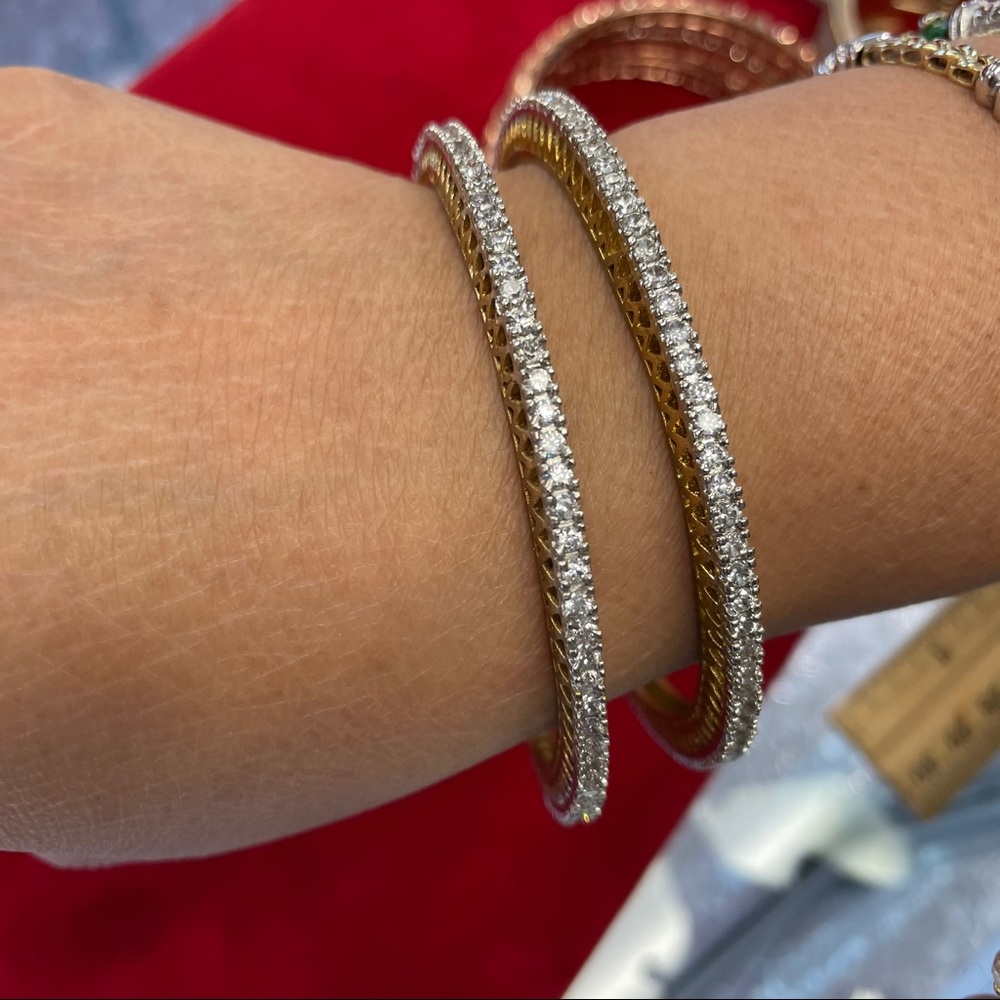 Beautiful bangles - Picture 3 of 4
